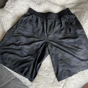 Lululemon men’s shorts